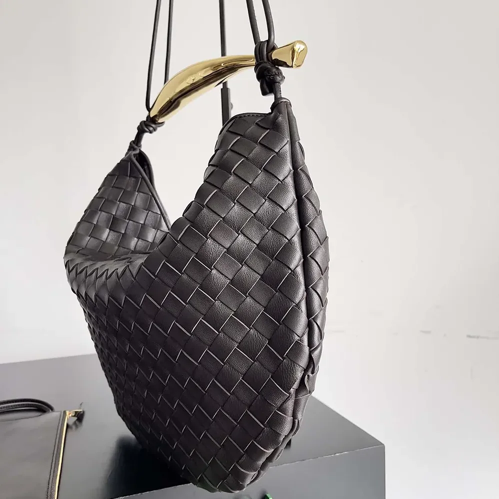Bottega Veneta Large Sardine Shoulder Bag in Lambskin Leather for Women Bottega Veneta Large Sardine Shoulder Bag in Lambskin Leather for Women