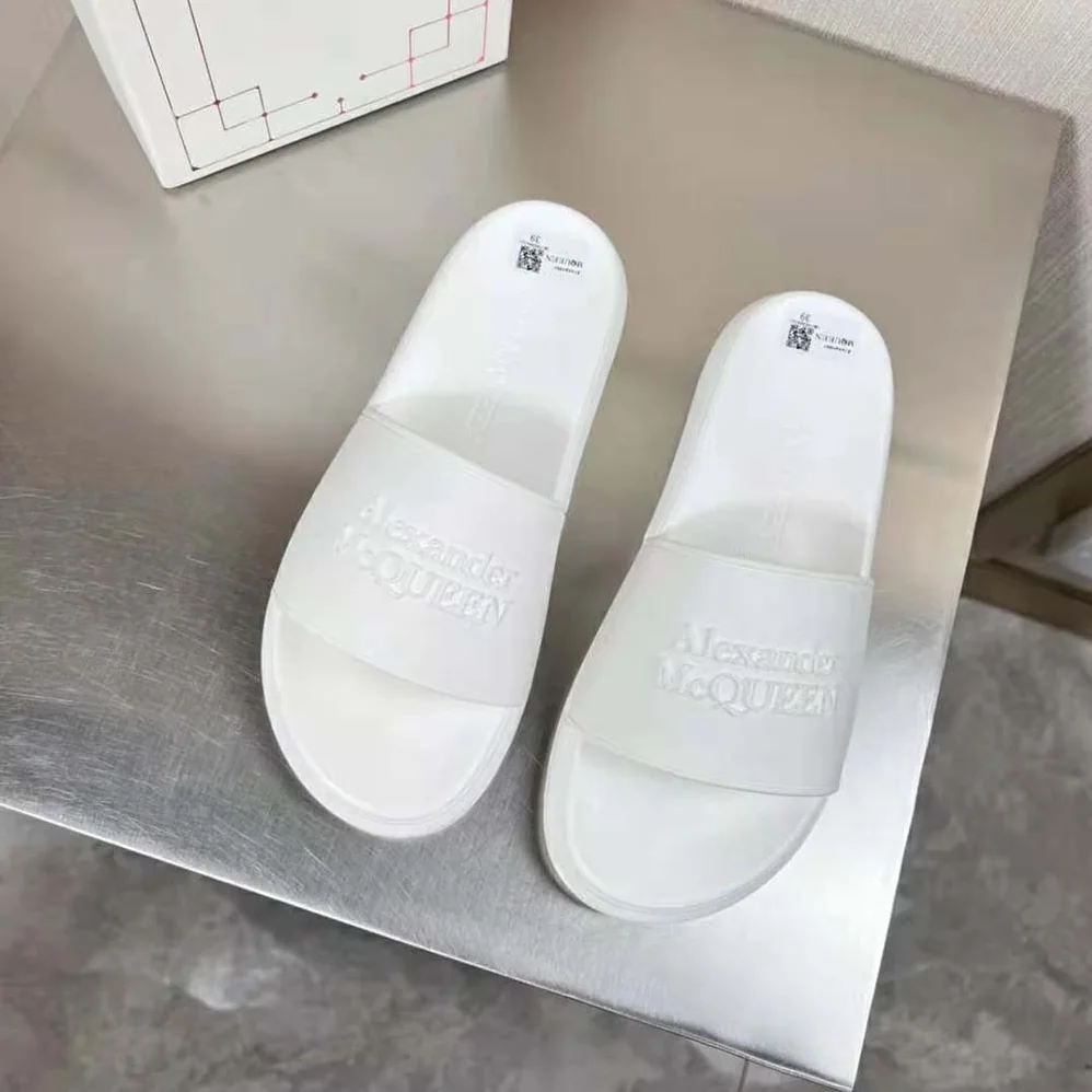 Alexander Mcqueen Pool Slide in White Mix for Unisex Alexander Mcqueen Pool Slide in White Mix for Unisex