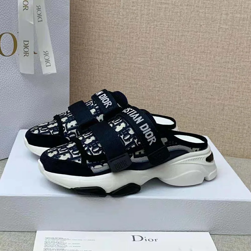 Dior D-Wander Sneaker Deep Blue Dior Oblique Technical Fabric for Women Dior D-Wander Sneaker Deep Blue Dior Oblique Technical Fabric for Women