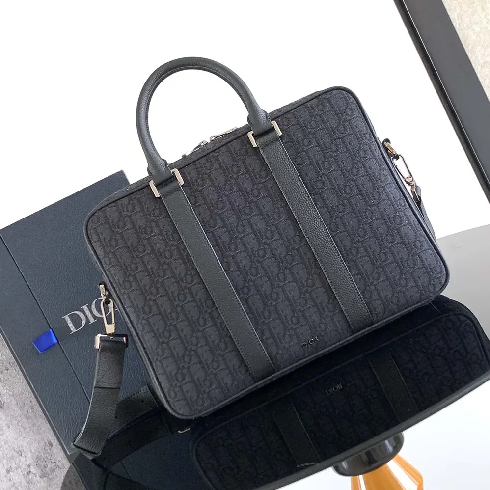 Dior Zipped Briefcase Black Dior Oblique Jacquard and Black Grained Calfskin for Men Dior Zipped Briefcase Black Dior Oblique Jacquard and Black Grained Calfskin for Men