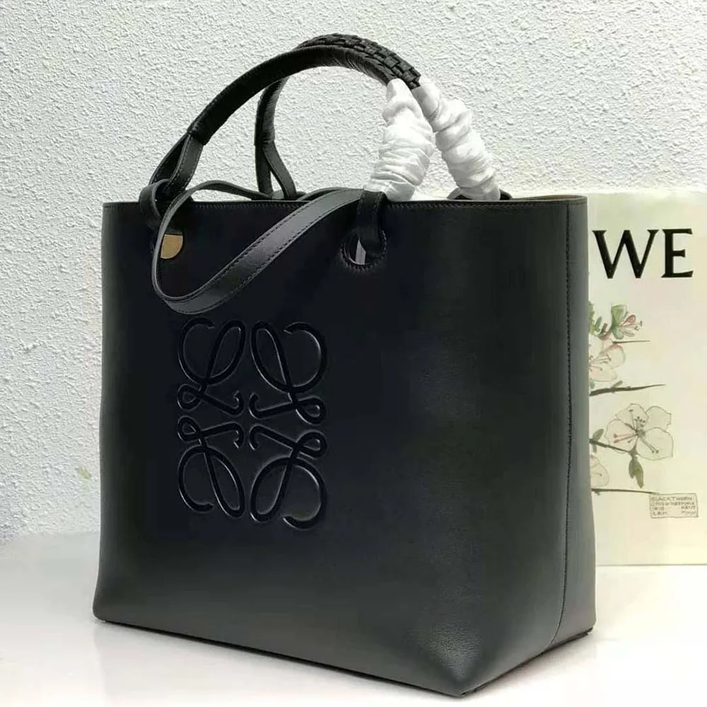 Loewe Anagram Tote in Classic Calfskin for Women in Black Loewe Anagram Tote in Classic Calfskin for Women in Black