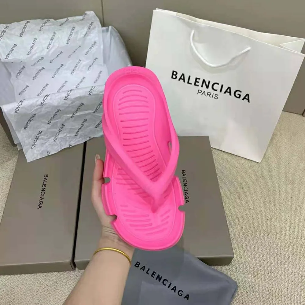 Balenciaga Mold Thong Sandal in Pink for Women