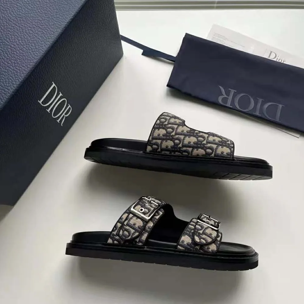 Dior Aqua Sandal Beige and Black Dior Oblique Jacquard for Men Dior Aqua Sandal Beige and Black Dior Oblique Jacquard for Men