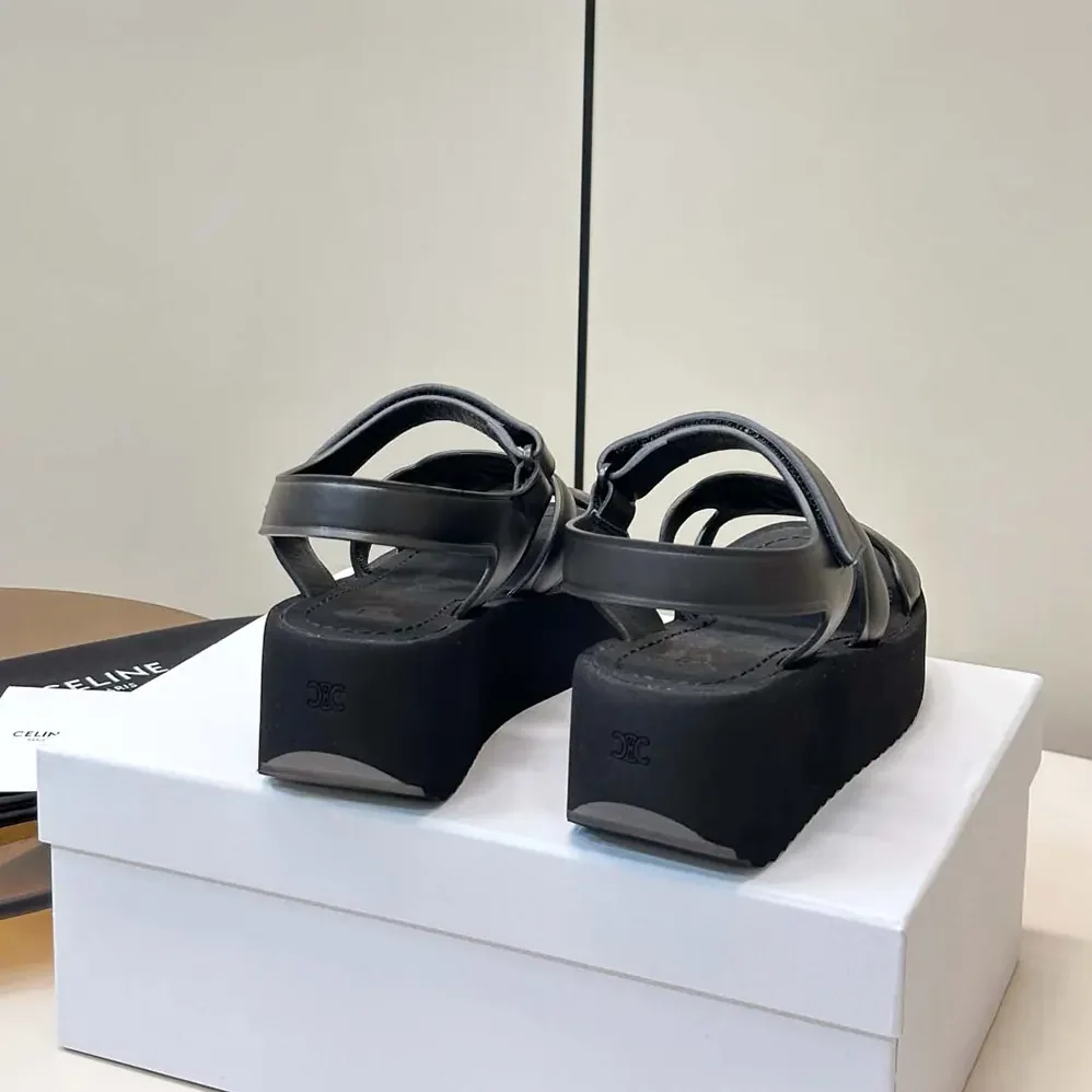Celine Sunny Sandal In Calfskin – Vegetal Tanning for Women in Black