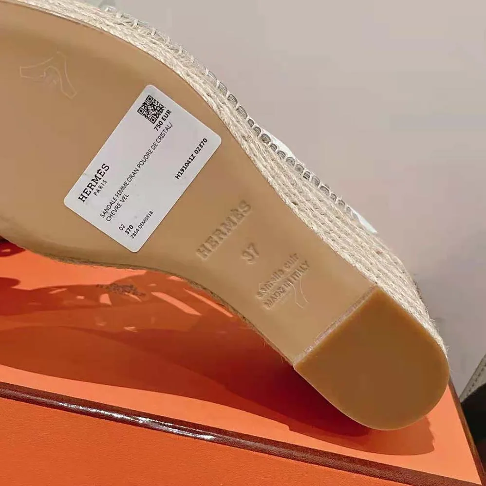 Hermes Catalya Espadrille in Calfskin with “Chaine D'Ancre” Motif for Women in White Hermes Catalya Espadrille in Calfskin with “Chaine D'Ancre” Motif for Women in White