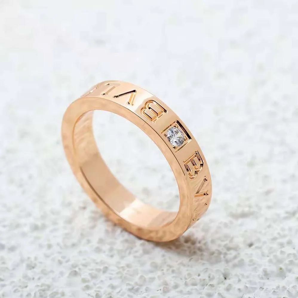 Bvlgari Bvlgari Bvlgari Ring 18 KT Rose Gold Ring with Diamond for Women in Gold Bvlgari Bvlgari Bvlgari Ring 18 KT Rose Gold Ring with Diamond for Women in Gold