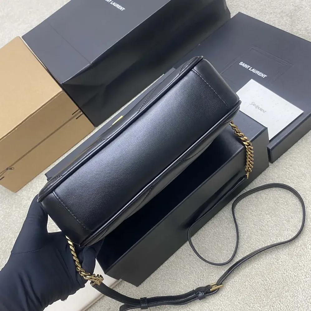 Saint Laurent YSL Loulou Camera Bag In Matelassé Lambskin for Women in Black Saint Laurent YSL Loulou Camera Bag In Matelassé Lambskin for Women in Black