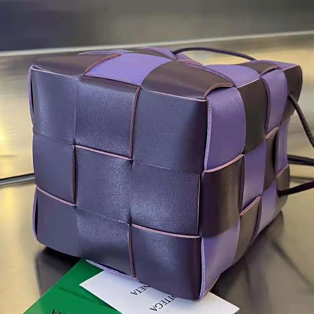 Bottega Veneta Small Cassette Cross-Body Bucket for Women in Purple
