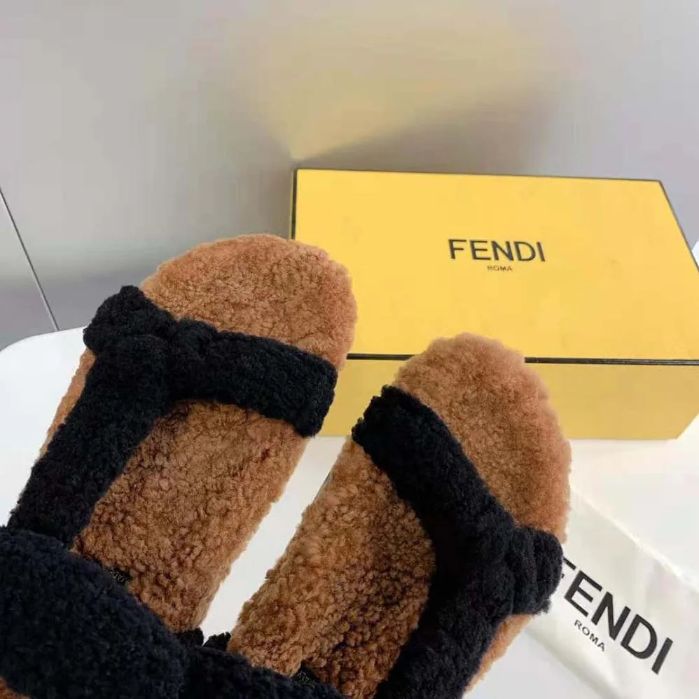 Fendi Feel Black Sheepskin Sandals for Women Fendi Feel Black Sheepskin Sandals for Women