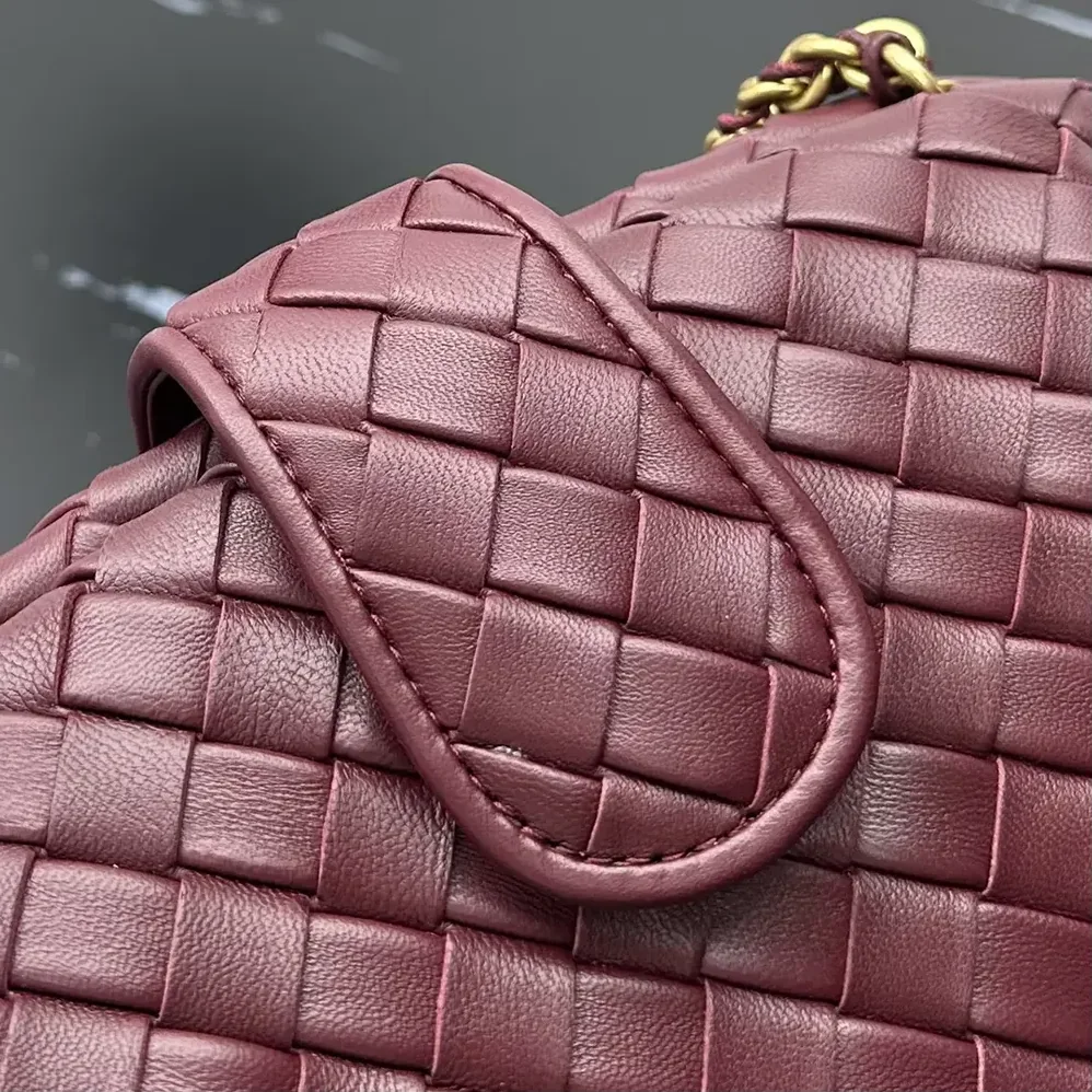 Bottega Veneta Teen Lauren 1980 With Chain for Women in Barolo