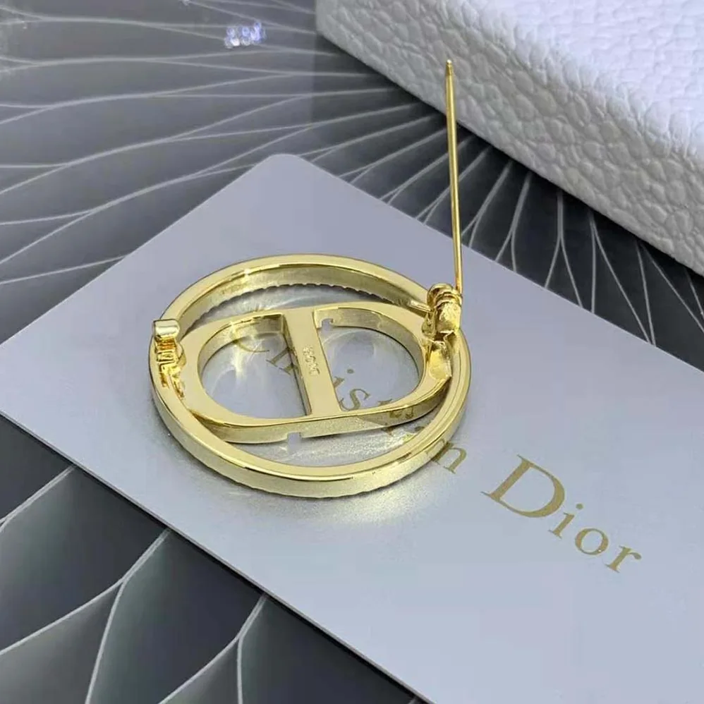 Dior 30 Montaigne Brooch Gold-Finish Metal and White Crystals for Women