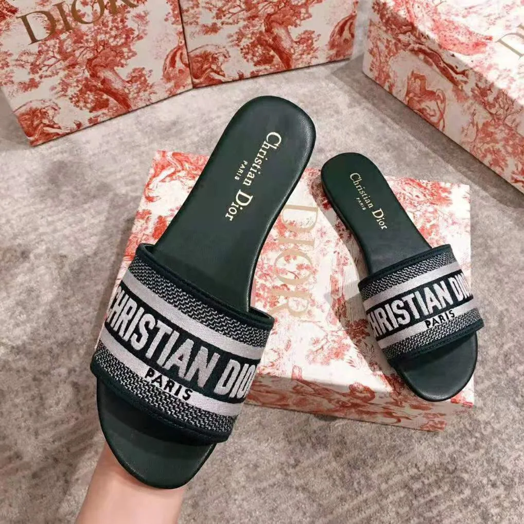 Dior Dway Embroidered Cotton Mule for Women in Green Dior Dway Embroidered Cotton Mule for Women in Green
