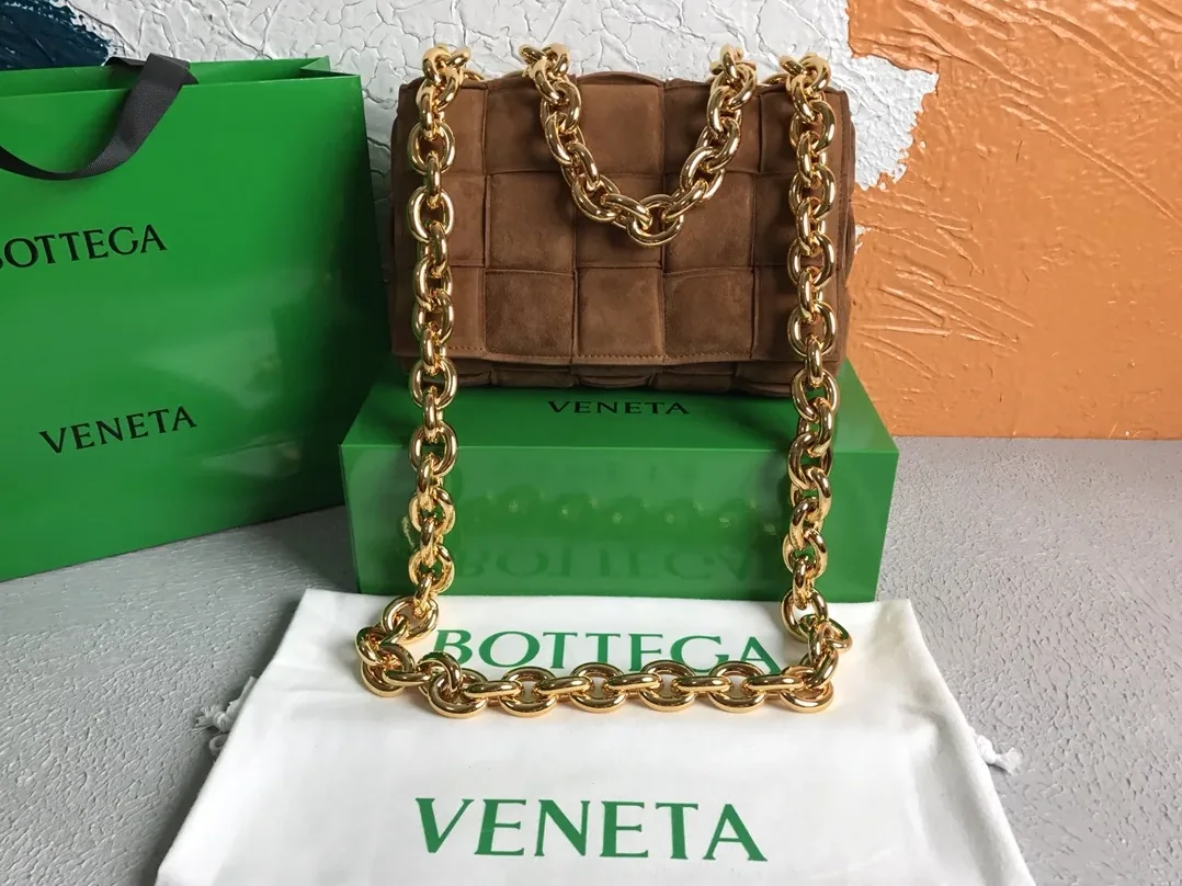 Bottega Veneta Chain Cassette Acorn