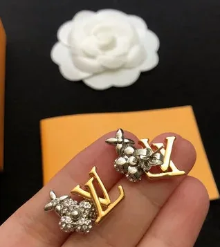 Louis Vuitton Alphabet Earrings Gold Louis Vuitton Alphabet Earrings Gold