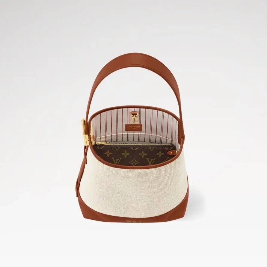 Louis Vuitton Low Key Hobo PM Ecru in Cognac /