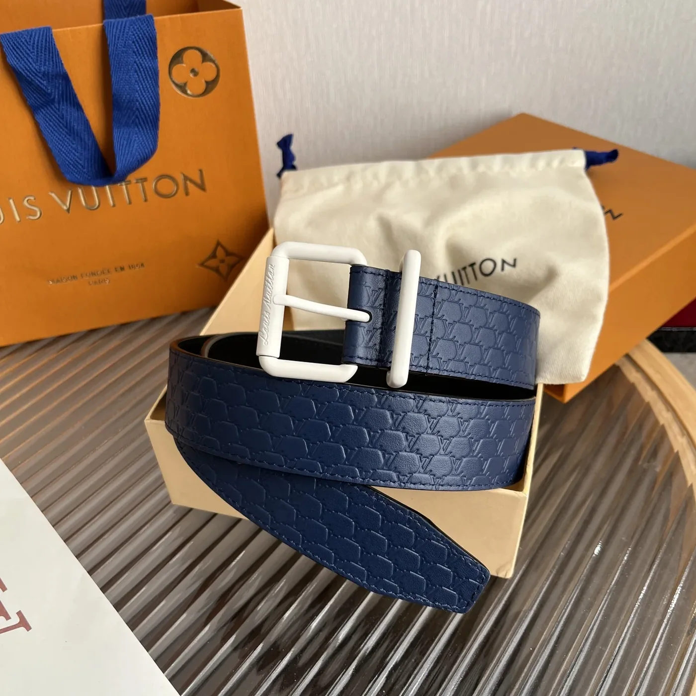 Louis Vuitton LV Initiales Embossed Belt Navy Blue With Matte White Buckle Louis Vuitton LV Initiales Embossed Belt Navy Blue With Matte White Buckle