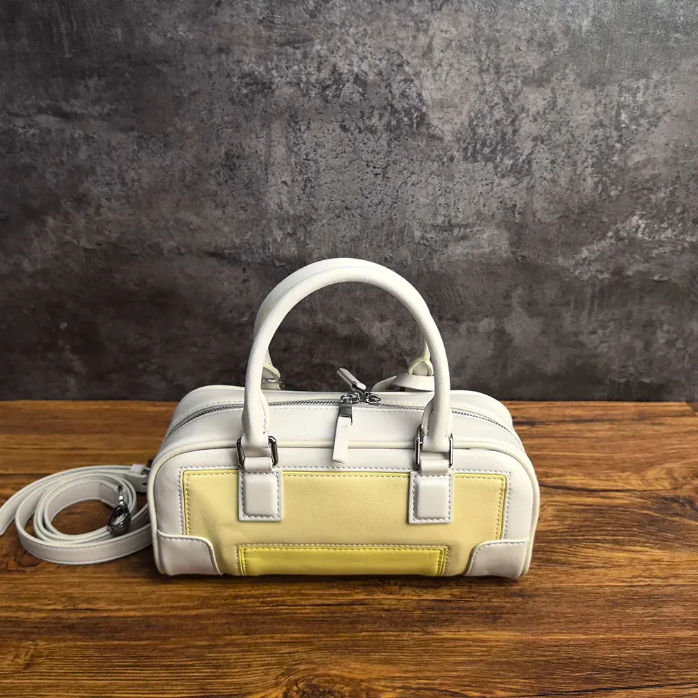 Loewe Amazona 23 Cropped Bag in Nappa Calfskin for Women in Pale Grey Loewe Amazona 23 Cropped Bag in Nappa Calfskin for Women in Pale Grey