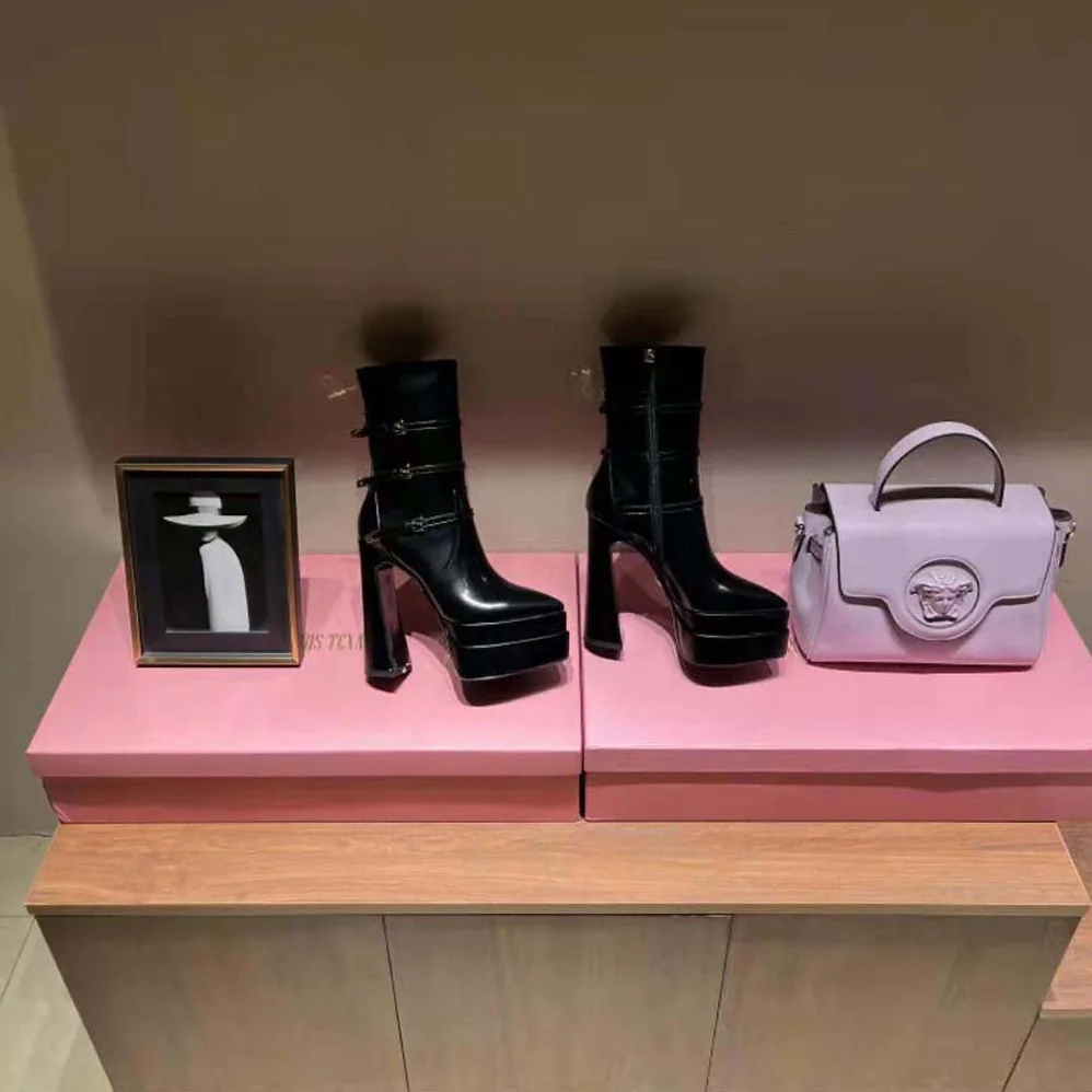 Versace Aevitas Pointy Platform Boots for Women in Black Versace Aevitas Pointy Platform Boots for Women in Black