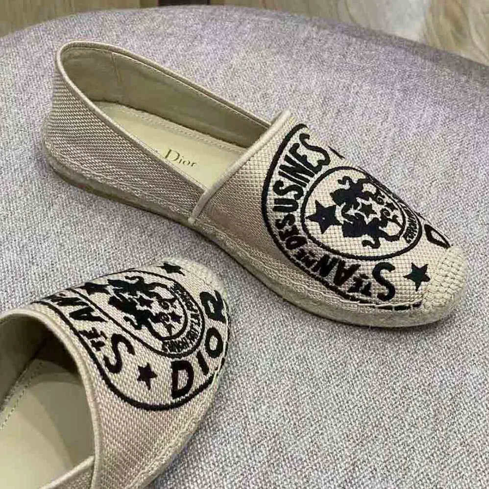 Dior Granville Espadrille Beige Jute Canvas Embroidered with Dior Union Motif for Women Dior Granville Espadrille Beige Jute Canvas Embroidered with Dior Union Motif for Women