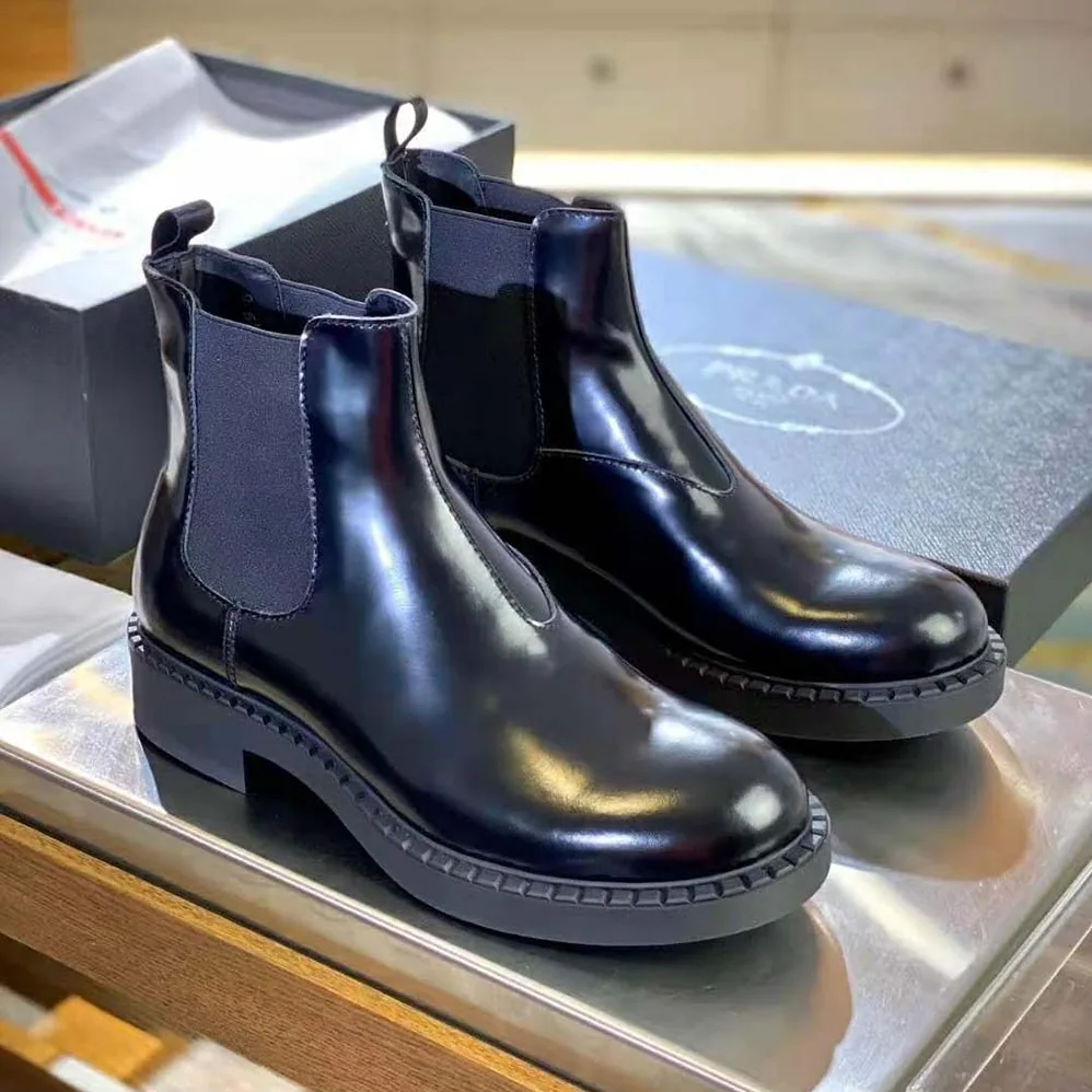 Prada Brushed Calf Leather Chelsea Boots in 40 mm Heel for Men Prada Brushed Calf Leather Chelsea Boots in 40 mm Heel for Men