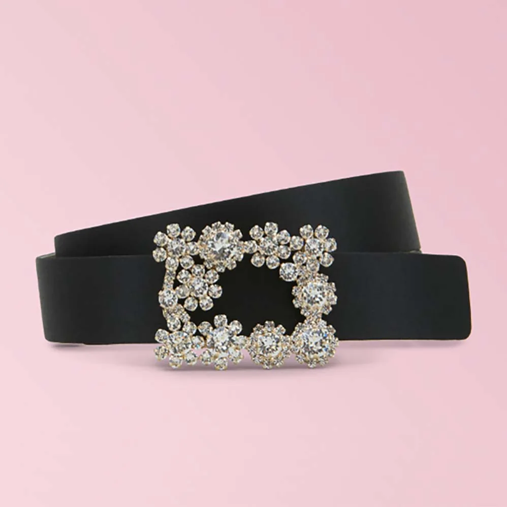 Roger Vivier Wome Flowers Belt in Silk Satin in Black