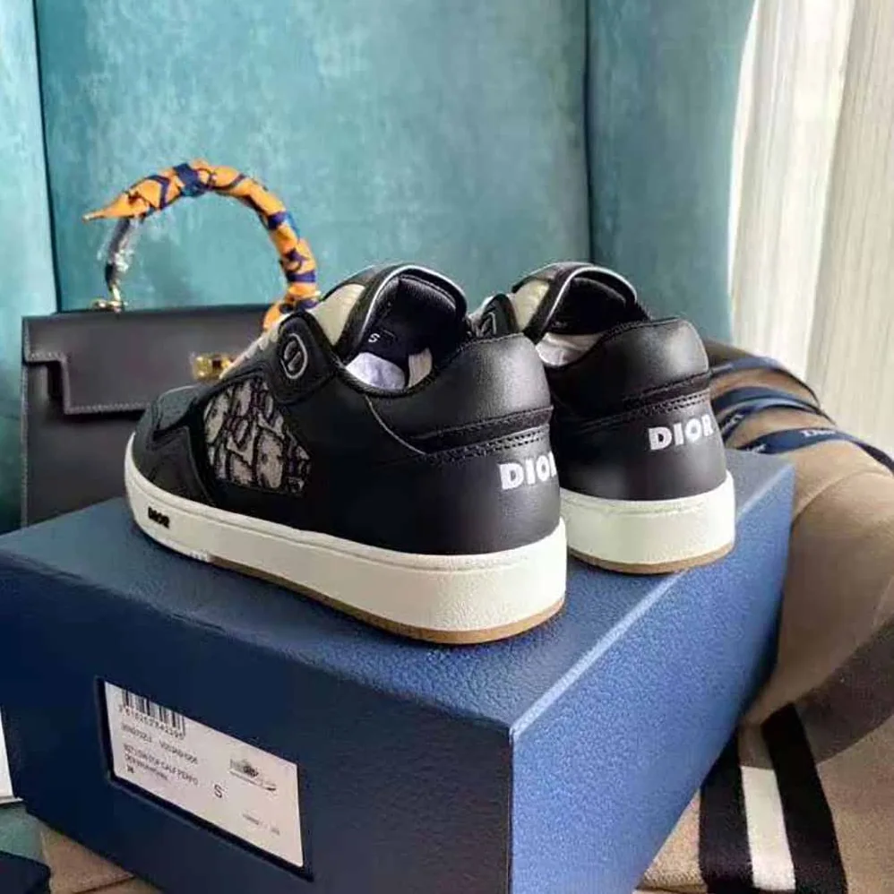 Dior B27 Low-Top Sneaker Smooth Calfskin with Dior Oblique Jacquard for Men in Black Dior B27 Low-Top Sneaker Smooth Calfskin with Dior Oblique Jacquard for Men in Black