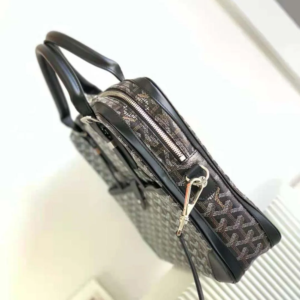 Goyard Ambassade MM Document Case for Women in Black