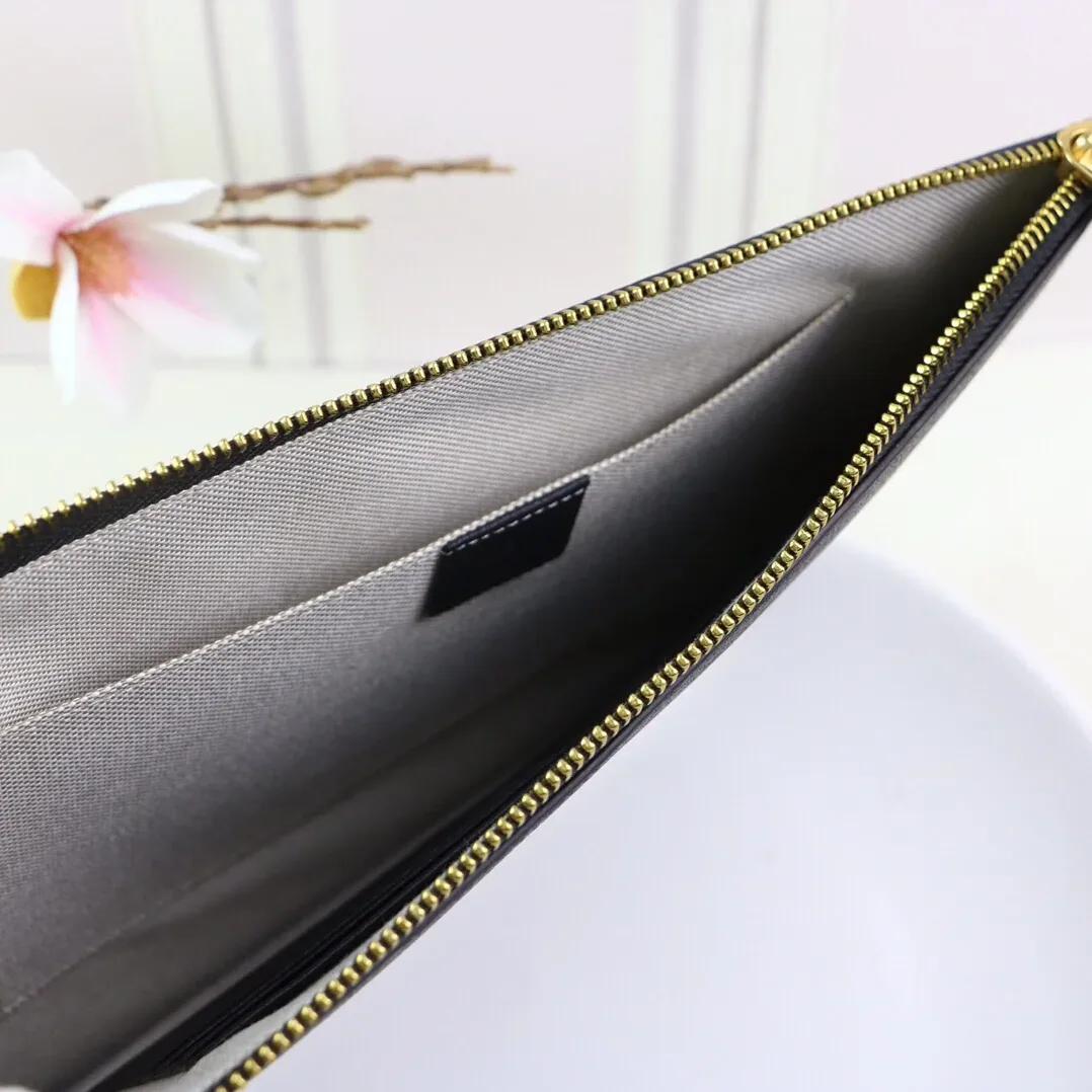 Gucci Printed Pouch Black , Pouch / for Men