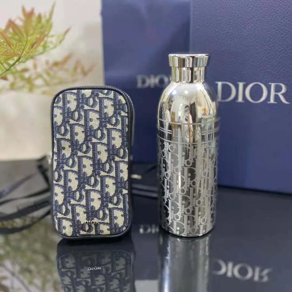 Dior Aqua Bottle with Shoulder Strap Off-White Grained Calfskin and Dior Oblique Stainless Steel for Unisex
