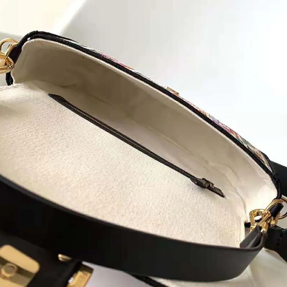 Fendi Baguette Chinese Valentine's Day Limited Edition Bag for Women Fendi Baguette Chinese Valentine's Day Limited Edition Bag for Women