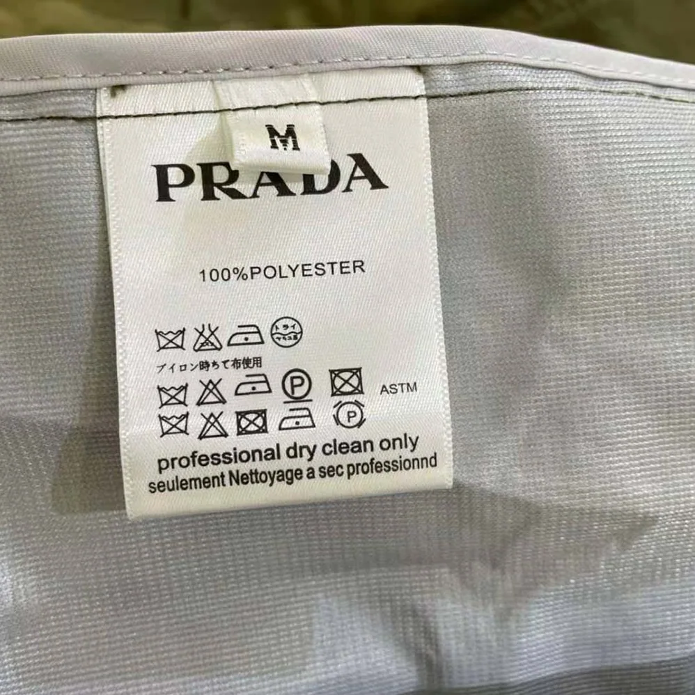 Prada GORE for Women in TEX PRO Jacket Prada GORE for Women in TEX PRO Jacket