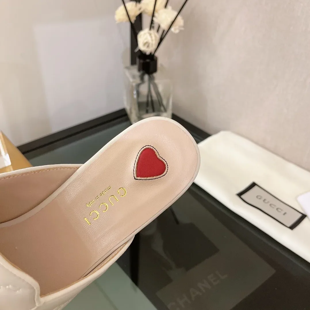 Gucci GG Matelasse Princetown Slipper White for Women Gucci GG Matelasse Princetown Slipper White for Women