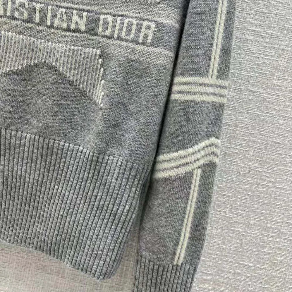 Dior Dioralps Stand-Collar Sweater Gray and White Three-Tone Dior Star Wool and Cashmere Knit for Women Dior Dioralps Stand-Collar Sweater Gray and White Three-Tone Dior Star Wool and Cashmere Knit for Women