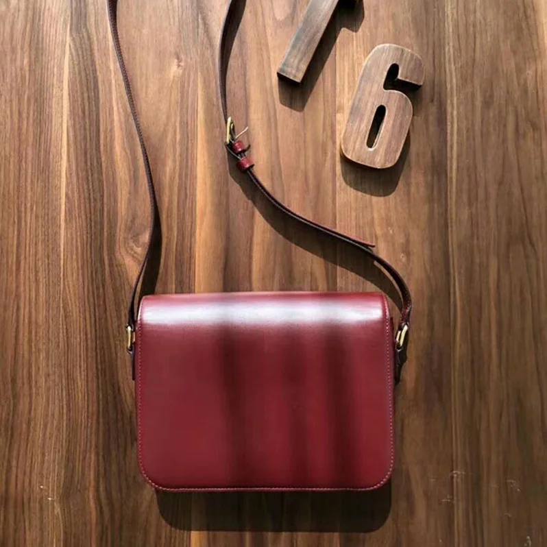Celine Medium Triomphe Bag in Shiny Calfskin for Women in Maroon