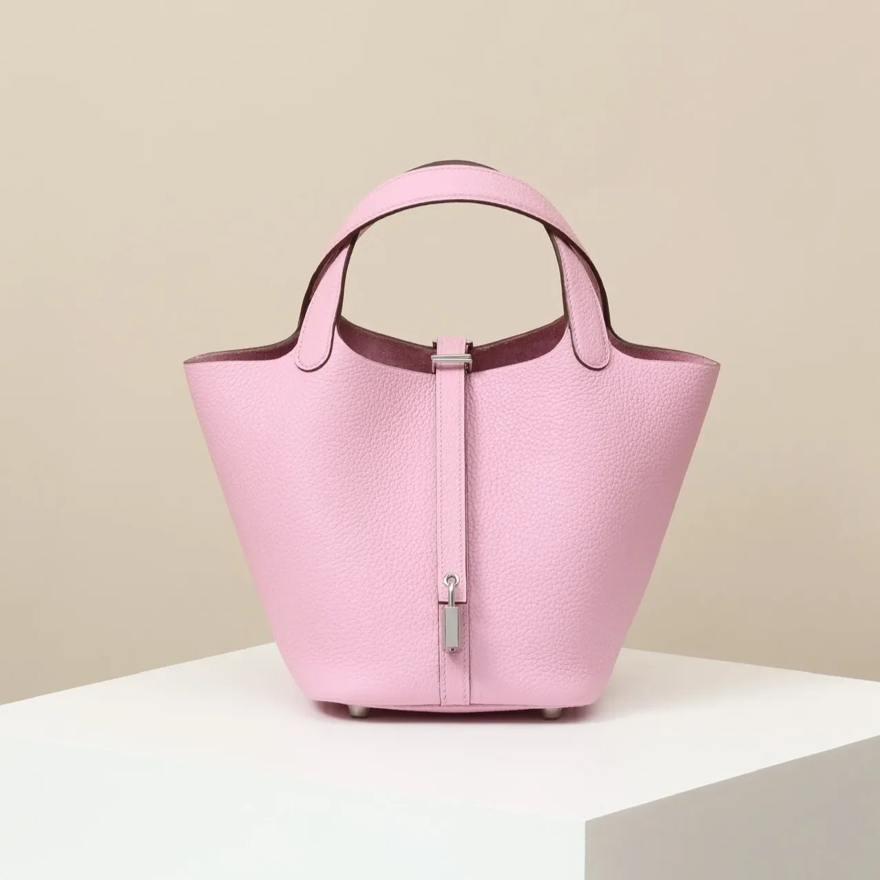 Hermes Picotin Lock 18 Bag in Rose Sakura Palladium Hardware Hermes Picotin Lock 18 Bag in Rose Sakura Palladium Hardware