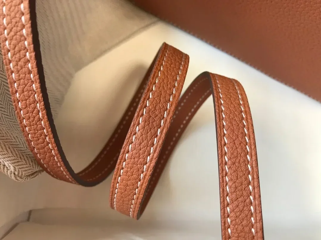 Hermes Mini Evercolor Sac Roulis 19 Brown Hermes Mini Evercolor Sac Roulis 19 Brown