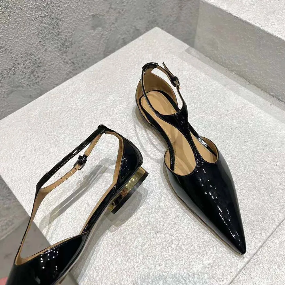Bottega Veneta Rocket T-Bar Ballerina Flat Laminated Leather T-bar Ballerina for Women in Black Bottega Veneta Rocket T-Bar Ballerina Flat Laminated Leather T-bar Ballerina for Women in Black