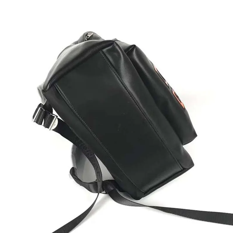 Givenchy 4G Backpack in Leather for Men in Black Givenchy 4G Backpack in Leather for Men in Black