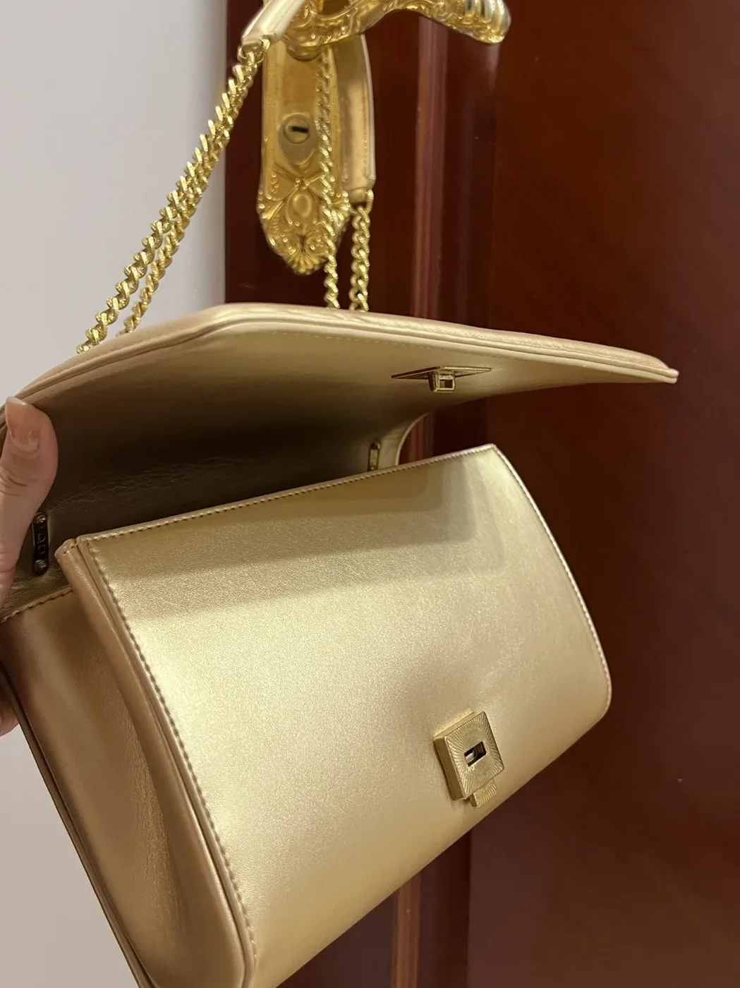 Dolce & Gabbana Large Devotion Bag In Quilted Nappa Gold / DG Dolce & Gabbana Large Devotion Bag In Quilted Nappa Gold / DG