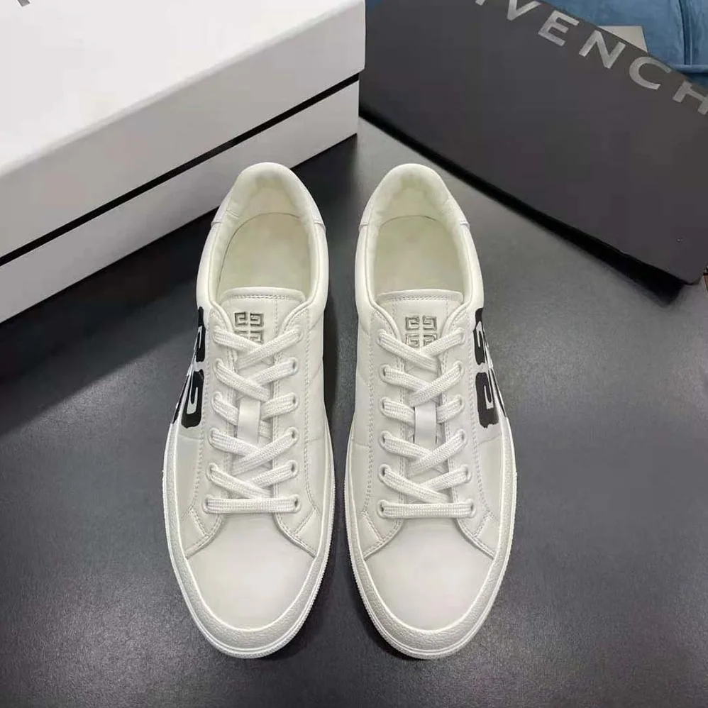 Givenchy Sneakers City Sport in Leather with Tag Effect 4g Print for Men