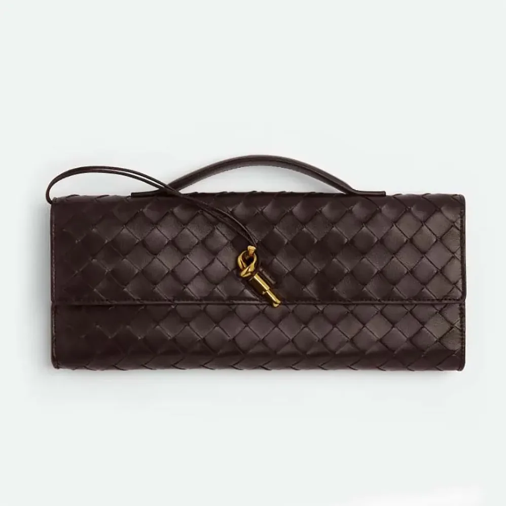 Bottega Veneta Andiamo Clutch in Supple Intrecciato Leather for Women in Burgundy Bottega Veneta Andiamo Clutch in Supple Intrecciato Leather for Women in Burgundy