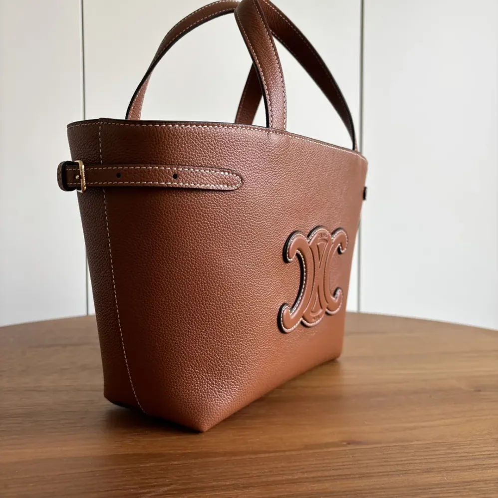 Celine Mini Cabas Anais Cuir Triomphe in Grained Calfskin for Unisex in Brown Celine Mini Cabas Anais Cuir Triomphe in Grained Calfskin for Unisex in Brown