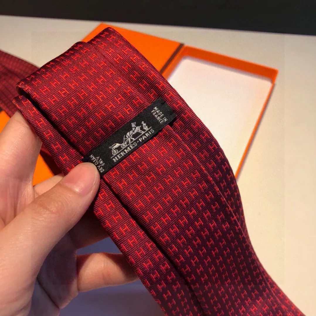 Hermes Faconnee H Tie Cardinal Hermes Tie 44 for Men