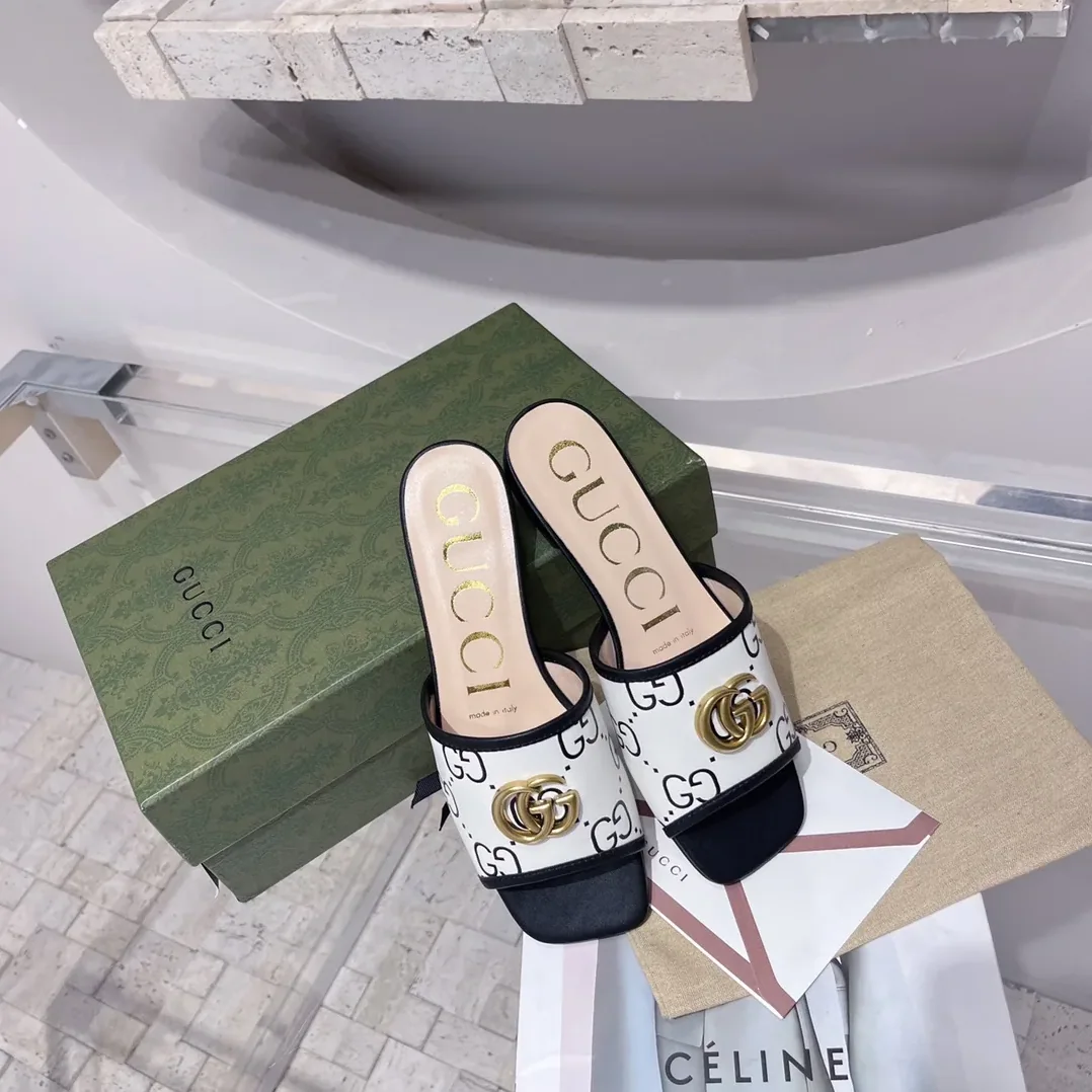 Gucci GG Raffia Effect Slide Black for Women Gucci GG Raffia Effect Slide Black for Women