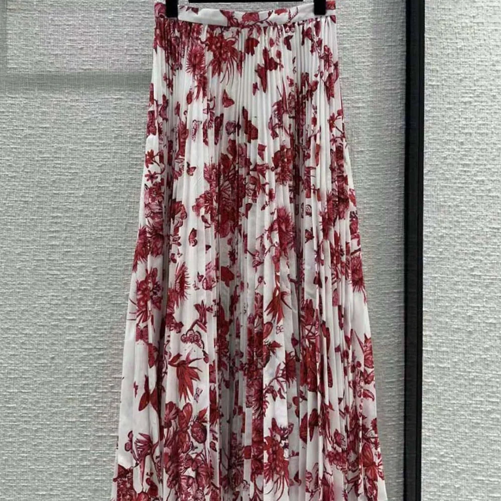 Dior Mid-Length Pleated Skirt White Cotton Denim with Red Toile de Jouy Mexico Motif for Women Dior Mid-Length Pleated Skirt White Cotton Denim with Red Toile de Jouy Mexico Motif for Women