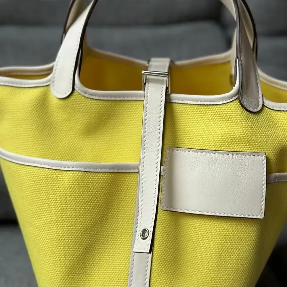 Hermes Picotin Lock 18 Pockets in Goeran Canvas Leather for Women in Yellow