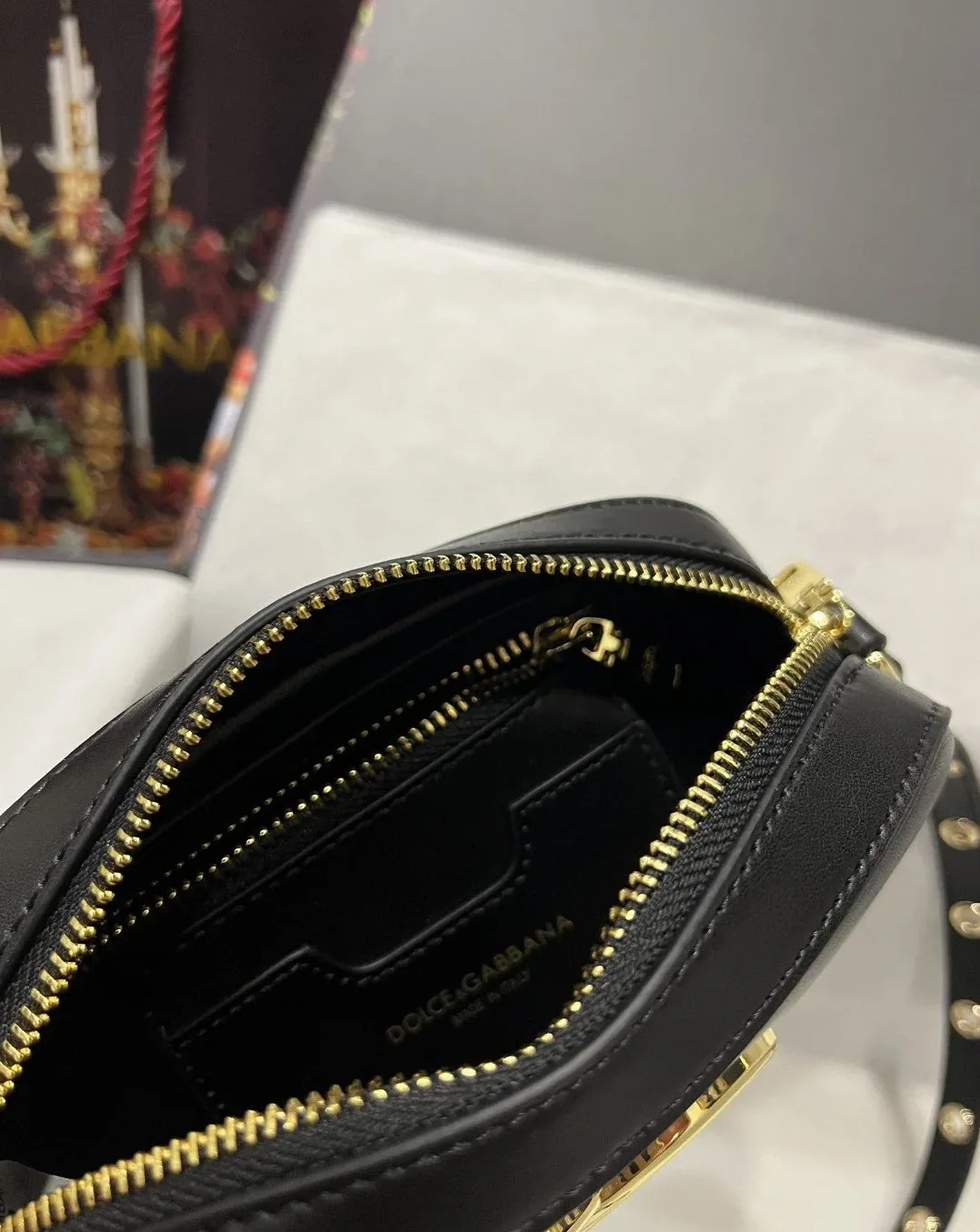 Dolce & Gabbana Crossbody 3.5 Bag Black / DG BB7095AW57680999