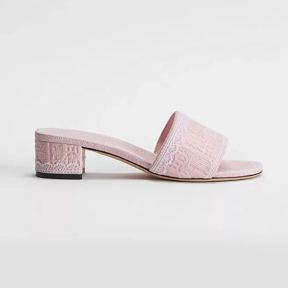 Dior Dioramour Dior Dentelle Heeled Slide Soupir Pink Dior Oblique Embroidered Cotton and White Lace for Women Dior Dioramour Dior Dentelle Heeled Slide Soupir Pink Dior Oblique Embroidered Cotton and White Lace for Women