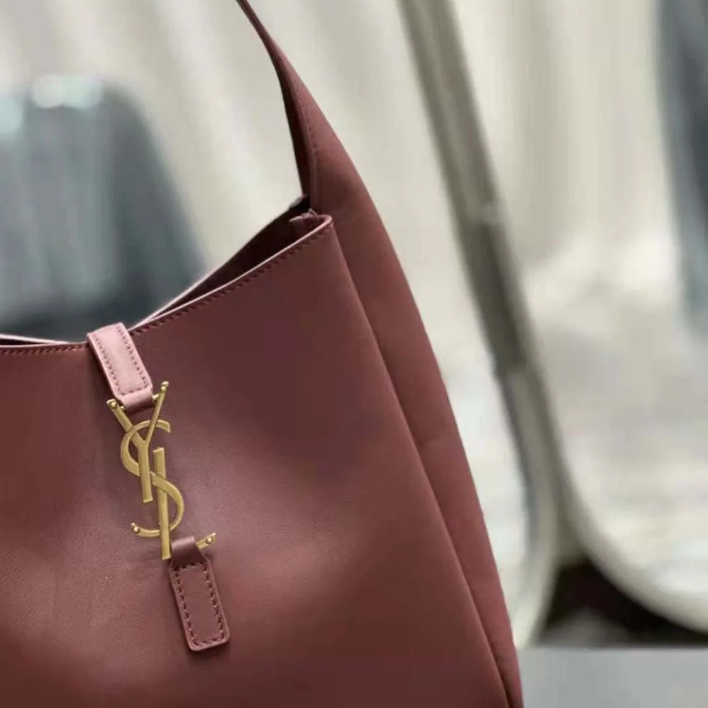 Saint Laurent YSL Le 5 à 7 Soft Small in Smooth Leather for Women in Maroon
