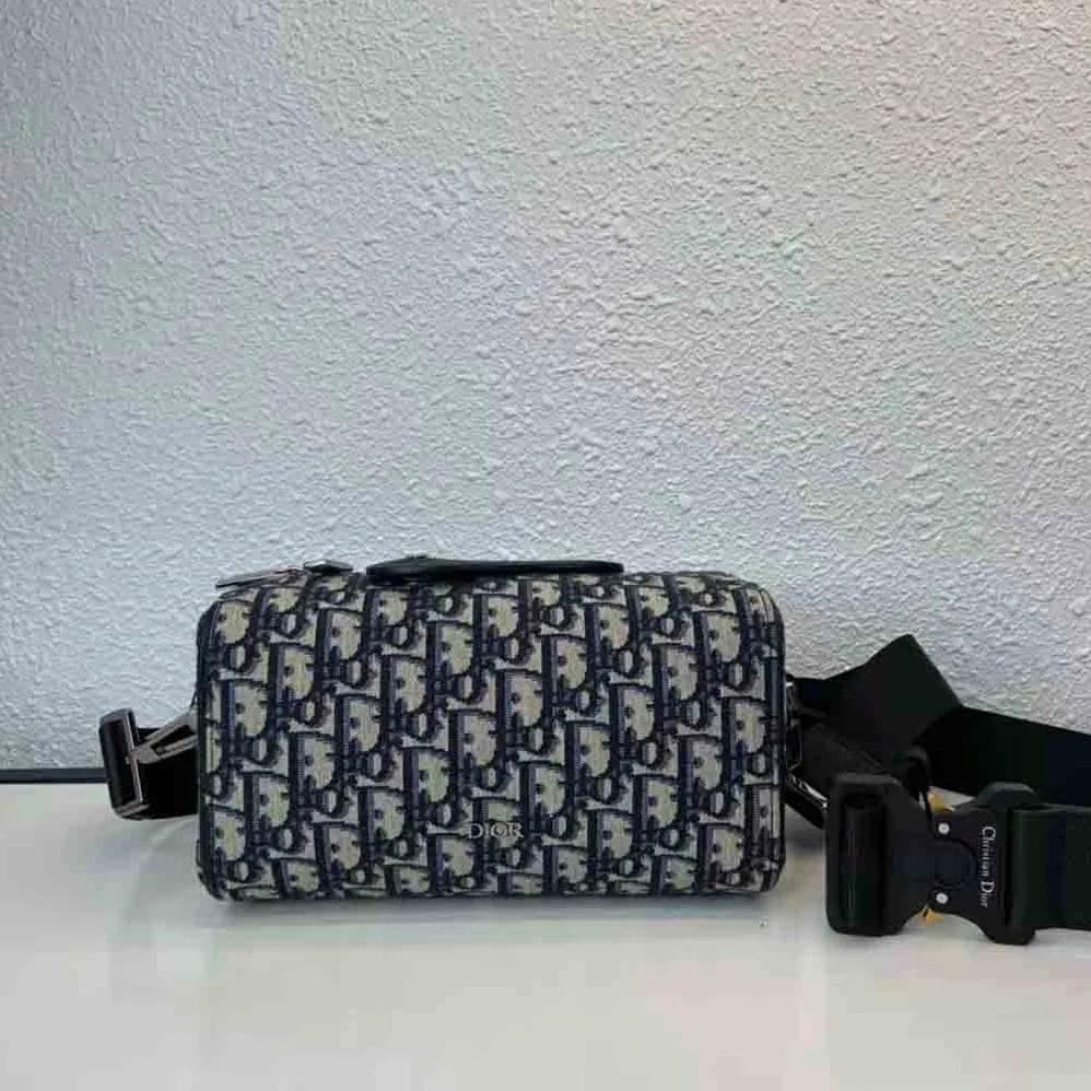 Dior Lingot 22 Bag Beige and Black Dior Oblique Jacquard for Men